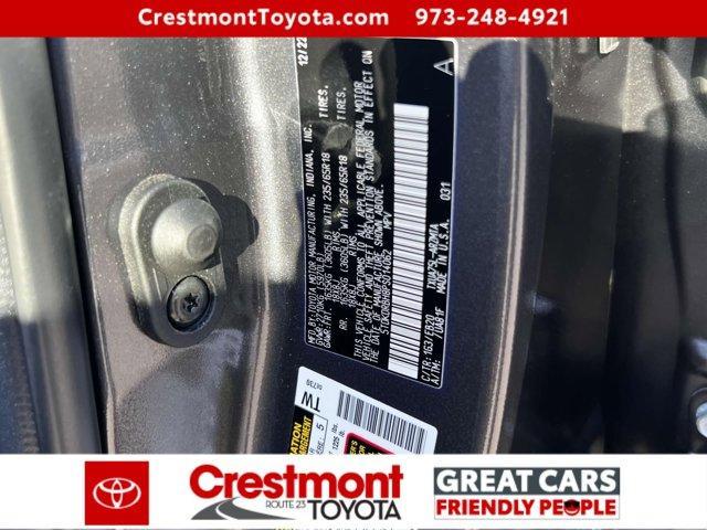 used 2023 Toyota Highlander car, priced at $39,488