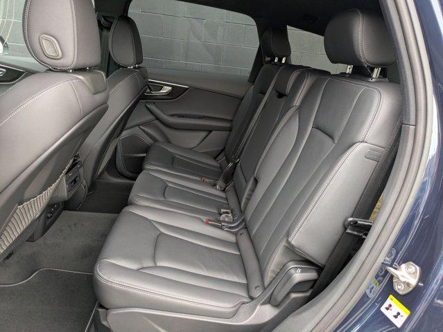 new 2025 Audi Q7 car, priced at $68,870