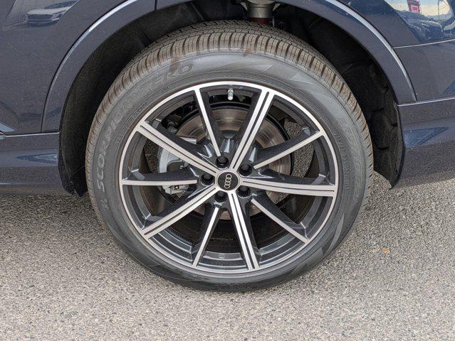 new 2025 Audi Q7 car, priced at $68,870