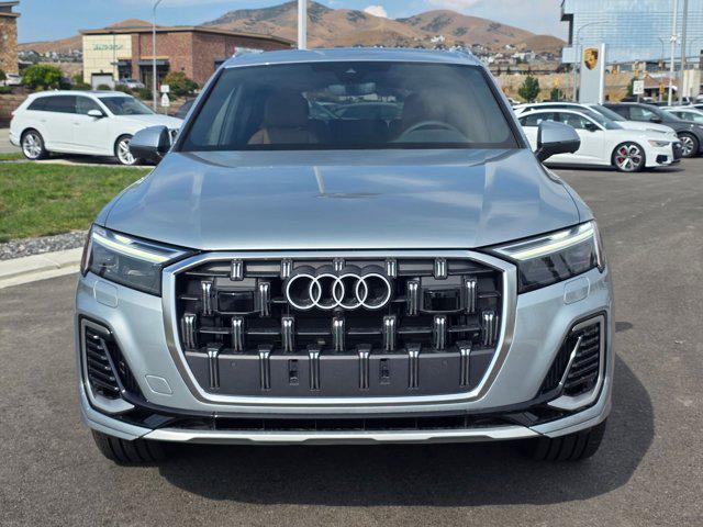new 2025 Audi Q7 car, priced at $71,520
