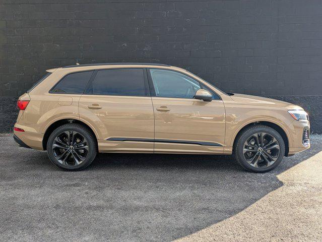 new 2025 Audi Q7 car, priced at $77,840