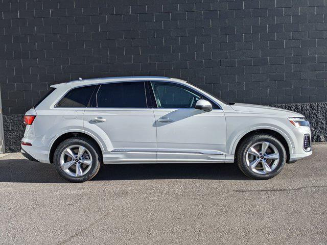 new 2025 Audi Q7 car, priced at $69,960