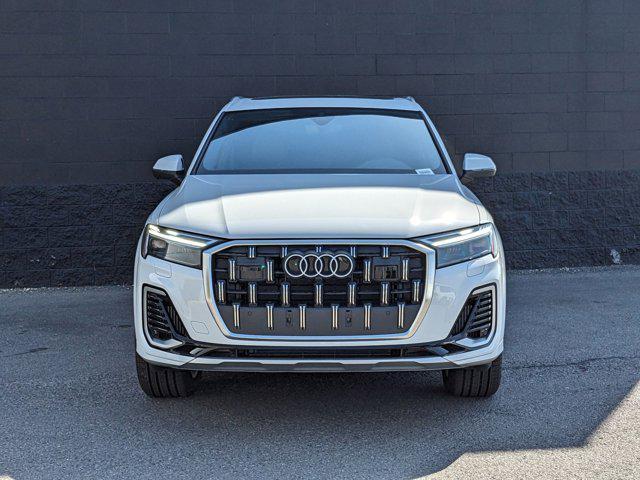 new 2025 Audi Q7 car, priced at $75,890