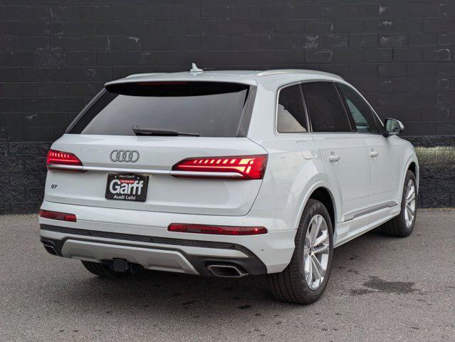 new 2025 Audi Q7 car, priced at $75,890