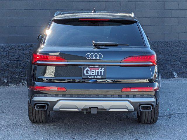 new 2025 Audi Q7 car, priced at $75,890