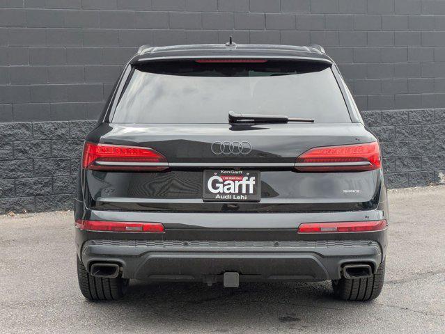 new 2025 Audi Q7 car, priced at $76,920