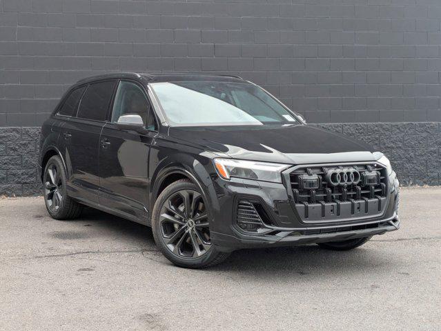 new 2025 Audi Q7 car, priced at $76,920