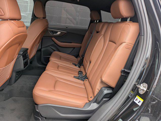 new 2025 Audi Q7 car, priced at $76,920