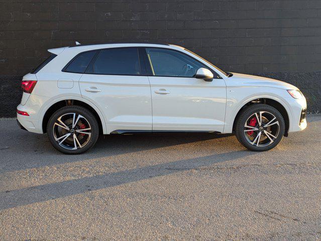 new 2025 Audi Q5 car, priced at $60,200