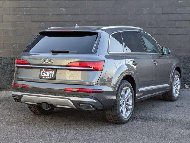 new 2025 Audi Q7 car, priced at $75,890