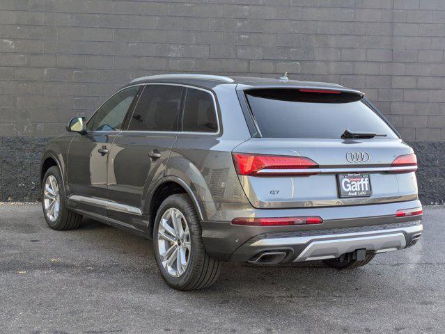 new 2025 Audi Q7 car, priced at $75,890