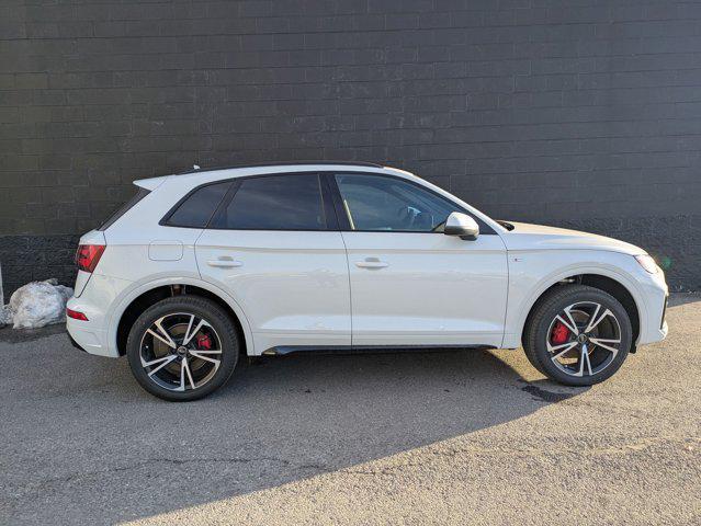 new 2025 Audi Q5 car, priced at $60,200