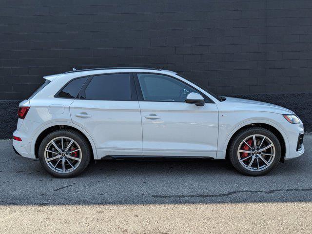 new 2024 Audi Q5 car, priced at $75,610