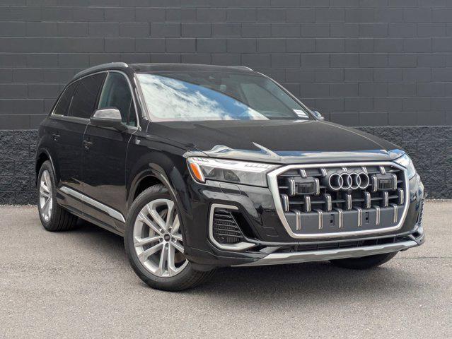 new 2025 Audi Q7 car, priced at $81,120