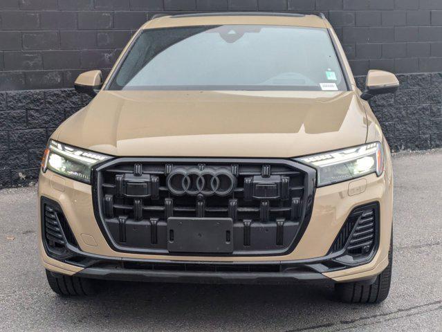 new 2025 Audi Q7 car, priced at $84,125