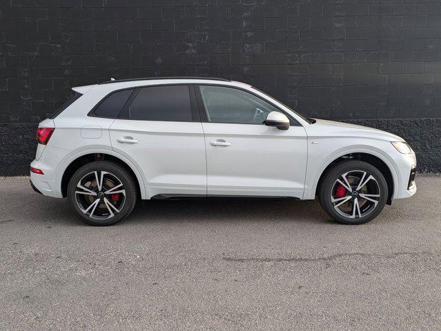 new 2025 Audi Q5 car, priced at $60,200