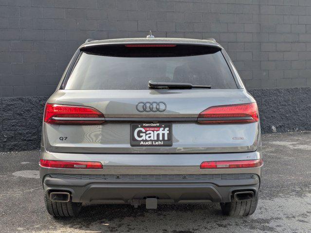 new 2025 Audi Q7 car, priced at $75,395