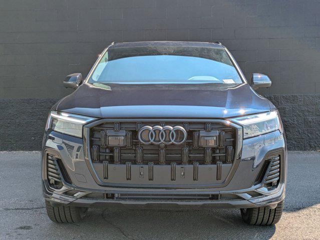 new 2025 Audi Q7 car, priced at $68,870