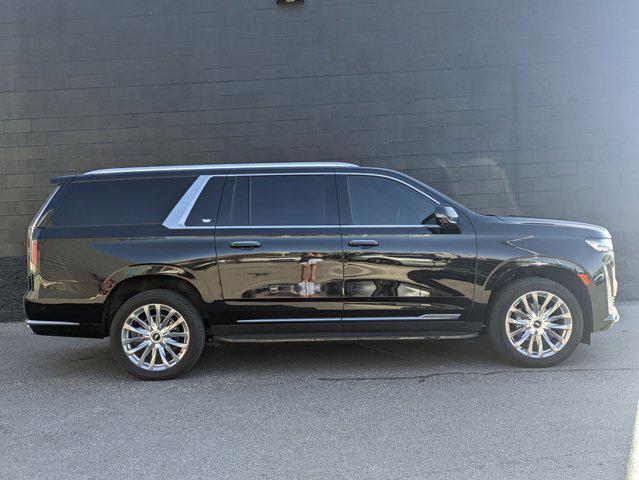 used 2023 Cadillac Escalade ESV car, priced at $69,998