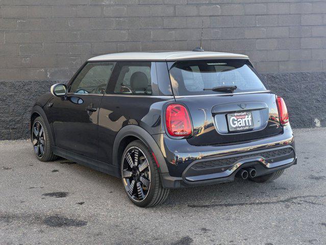 used 2022 MINI Hardtop car, priced at $21,112