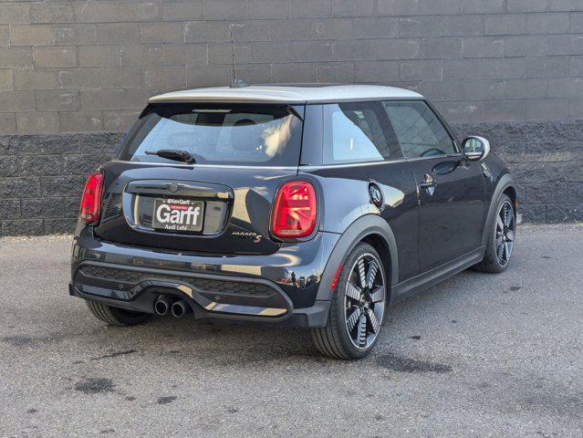 used 2022 MINI Hardtop car, priced at $21,112