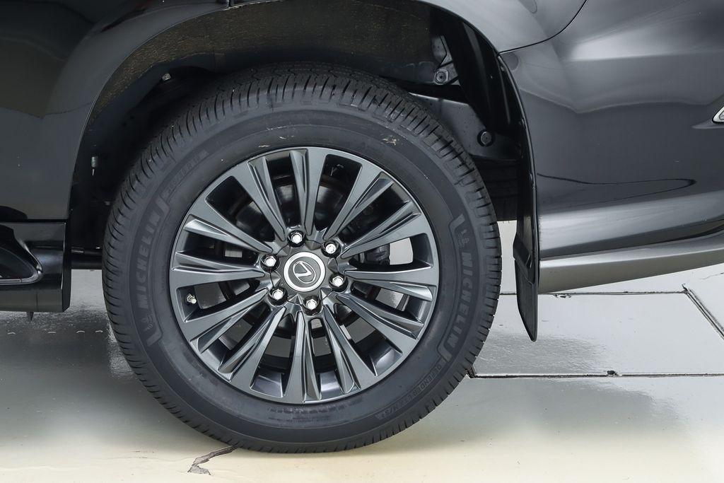 used 2022 Lexus GX 460 car, priced at $52,993