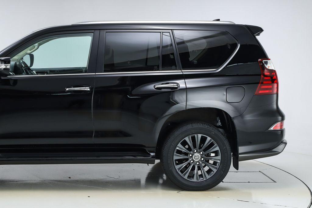 used 2022 Lexus GX 460 car, priced at $52,993