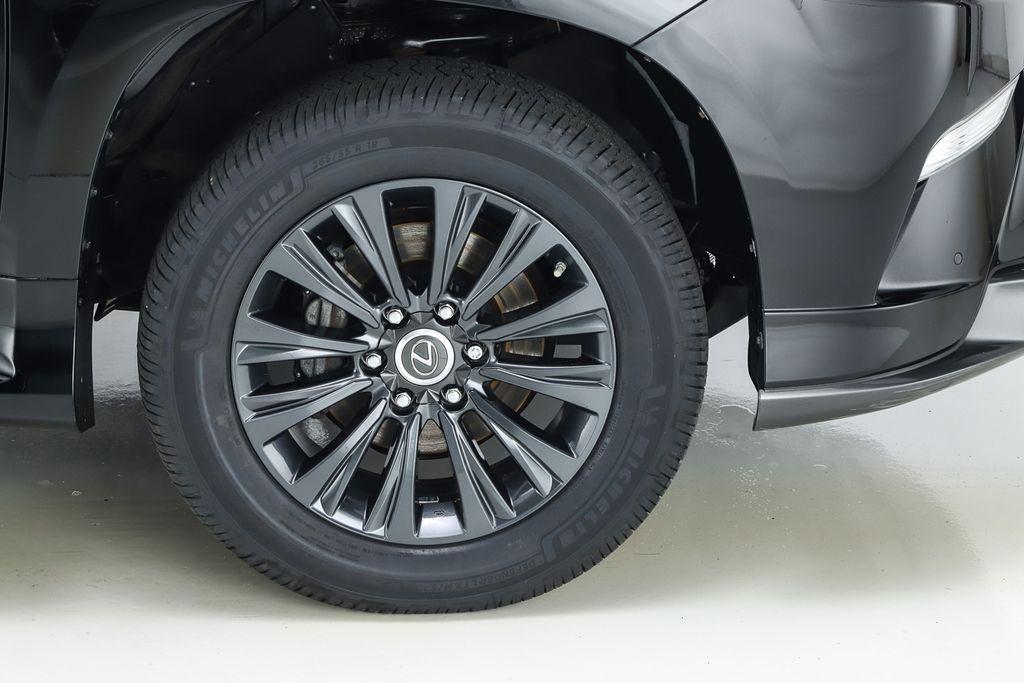 used 2022 Lexus GX 460 car, priced at $52,993