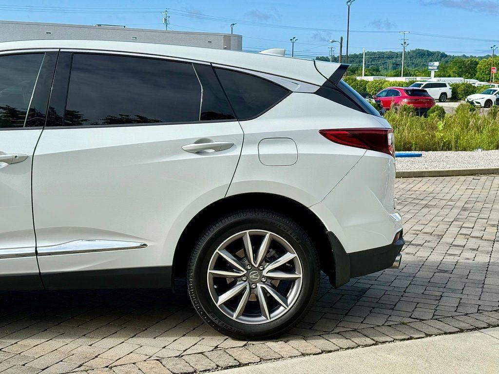 used 2020 Acura RDX car, priced at $23,153