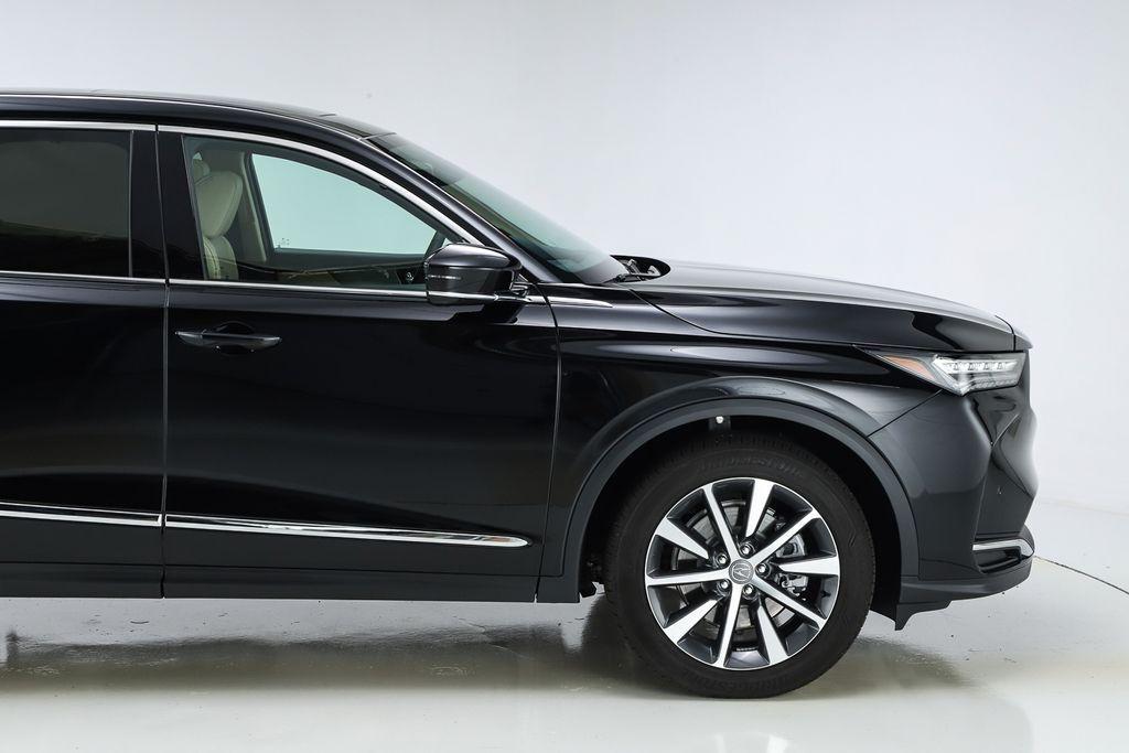 used 2025 Acura MDX car, priced at $54,162