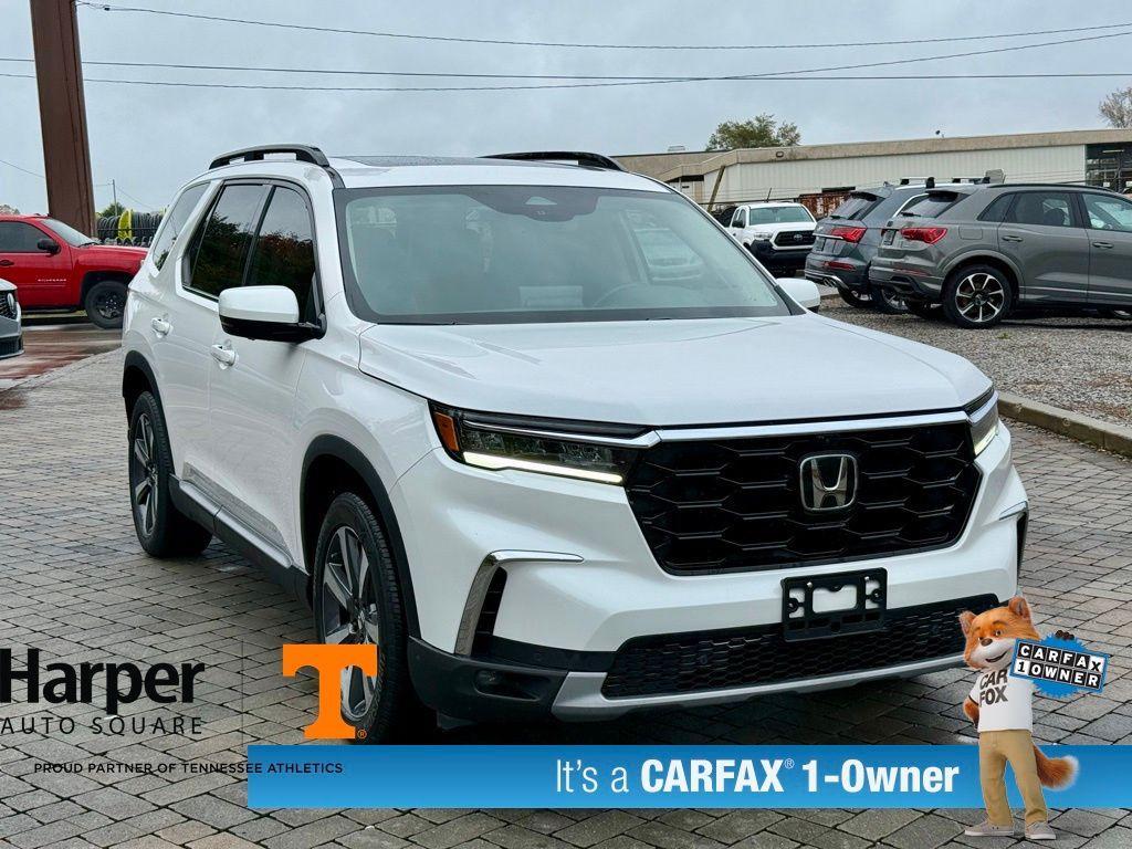used 2025 Honda Pilot car, priced at $48,121