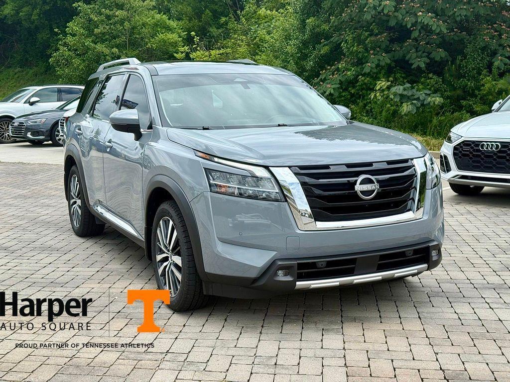 used 2022 Nissan Pathfinder car, priced at $35,898