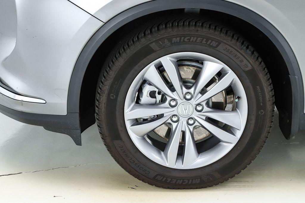 used 2022 Acura MDX car, priced at $30,300