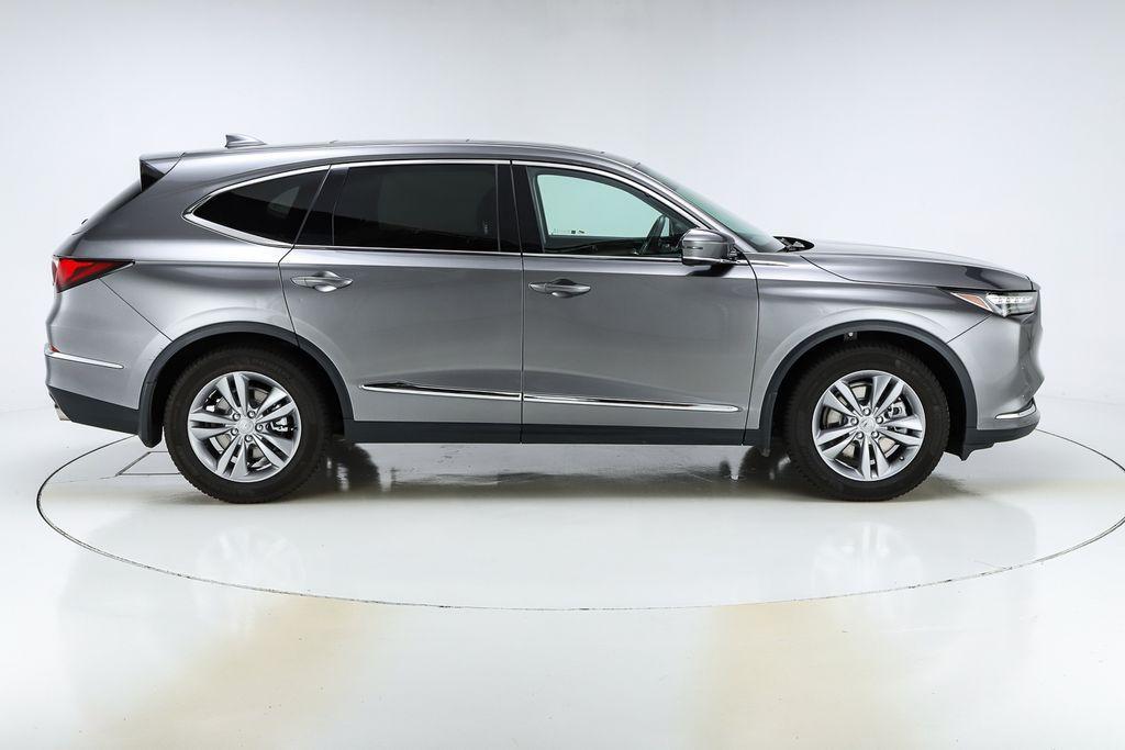 used 2022 Acura MDX car, priced at $30,300