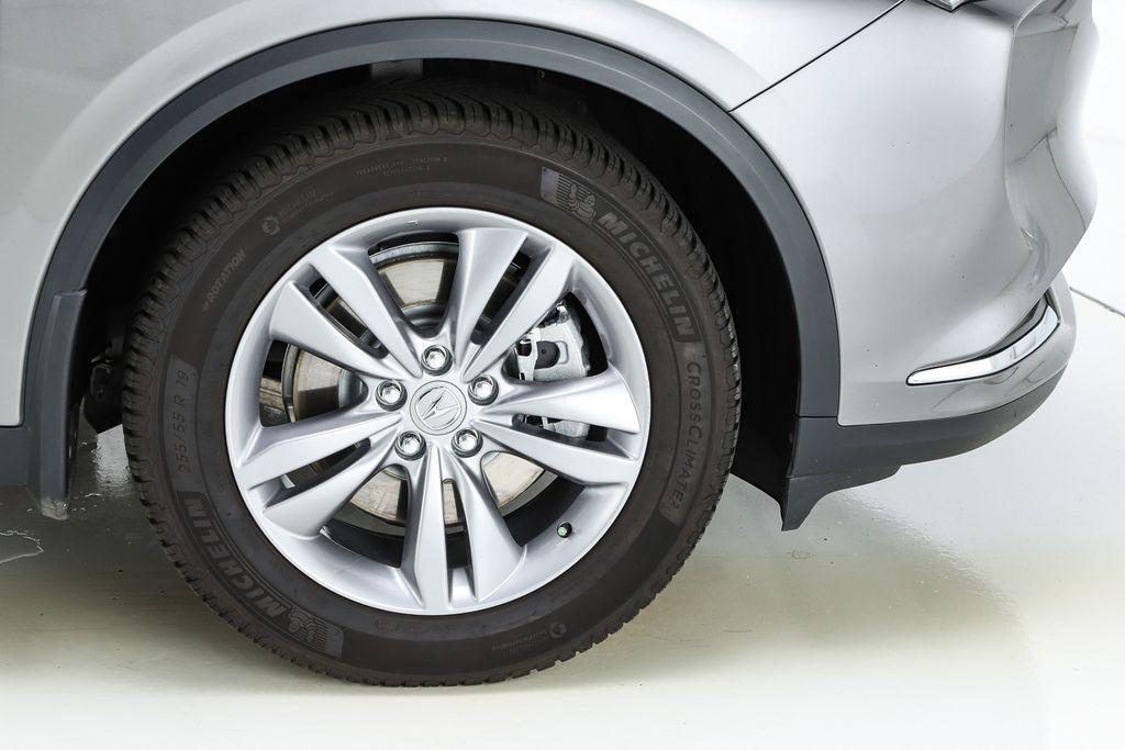 used 2022 Acura MDX car, priced at $30,300