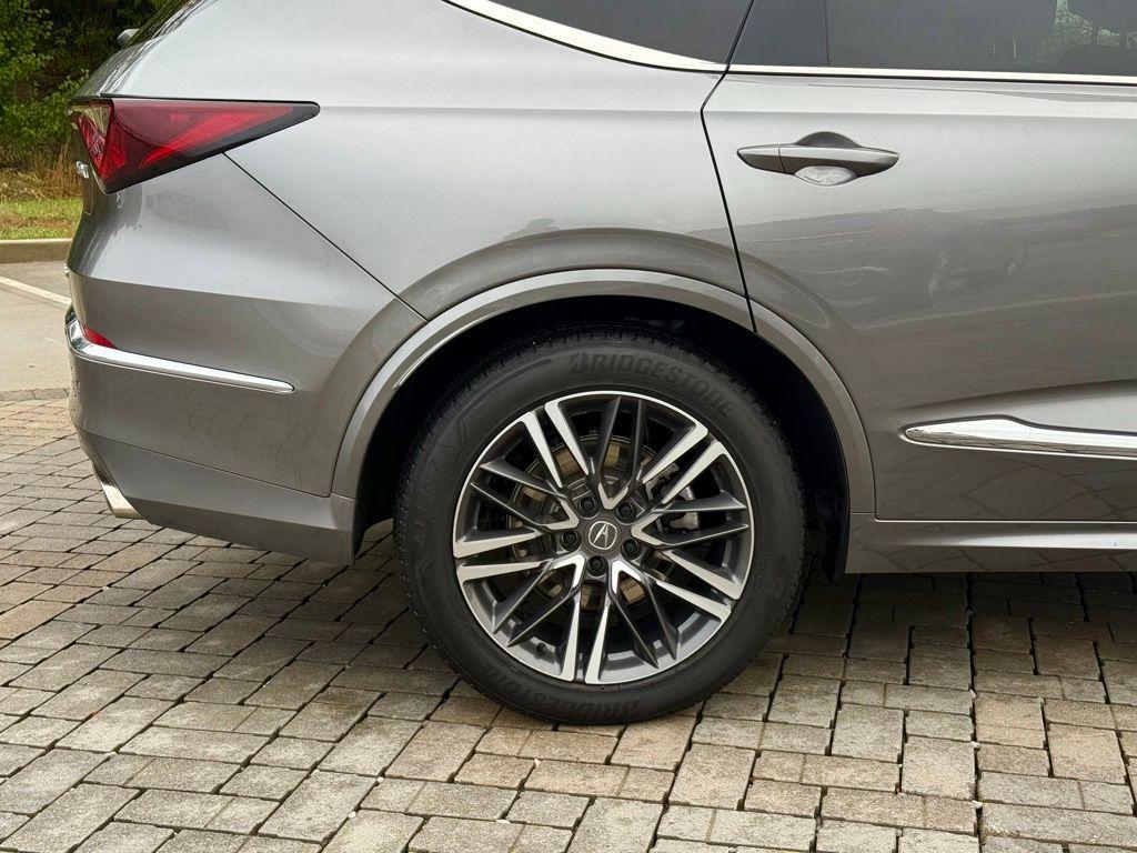 used 2025 Acura MDX car, priced at $59,250