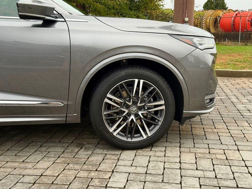 used 2025 Acura MDX car, priced at $59,250