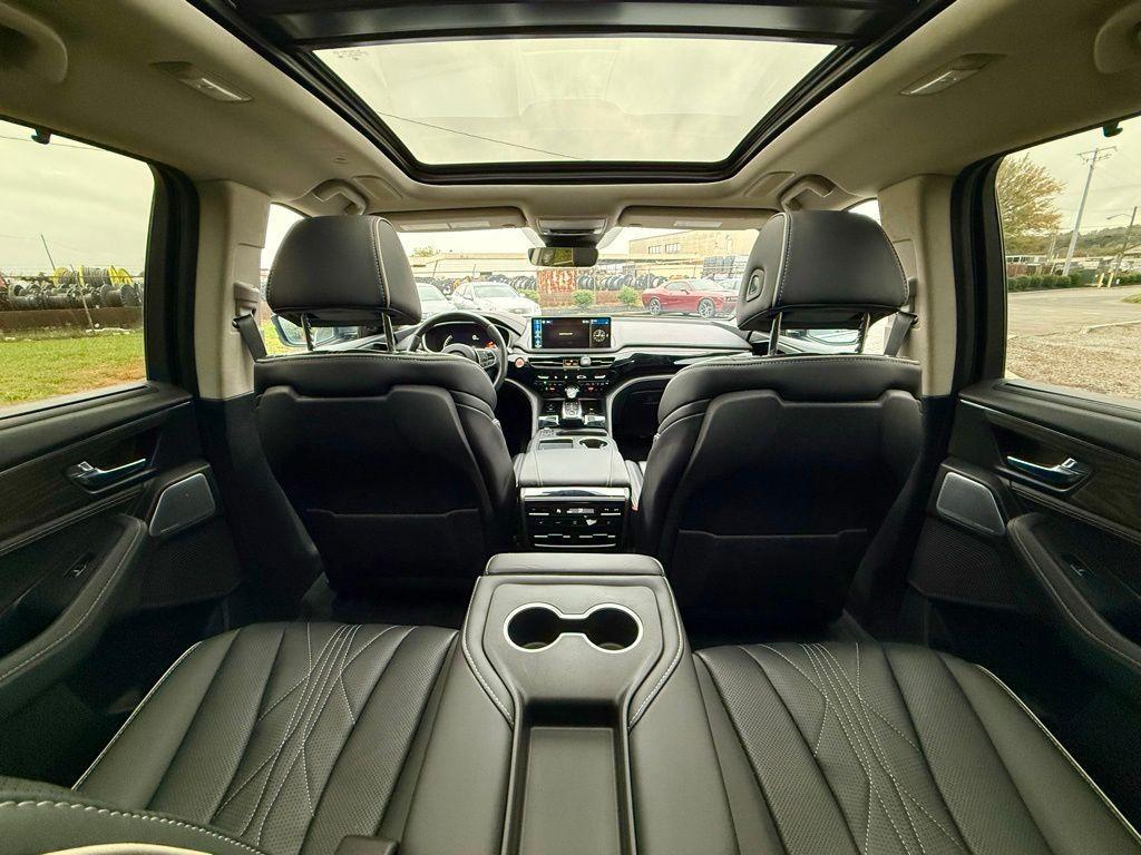 used 2025 Acura MDX car, priced at $59,250