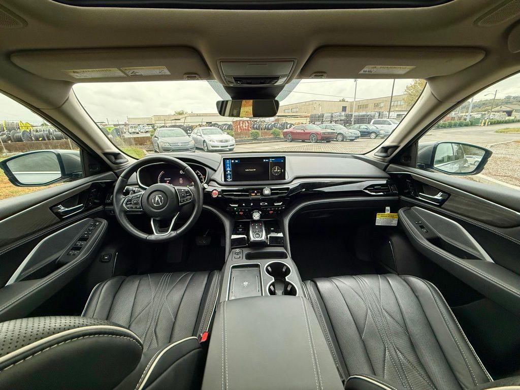 used 2025 Acura MDX car, priced at $59,250