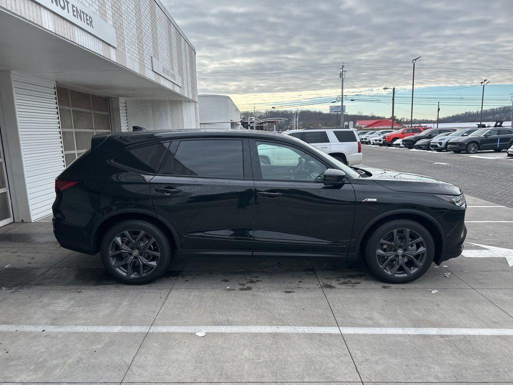 used 2022 Acura MDX car, priced at $46,786