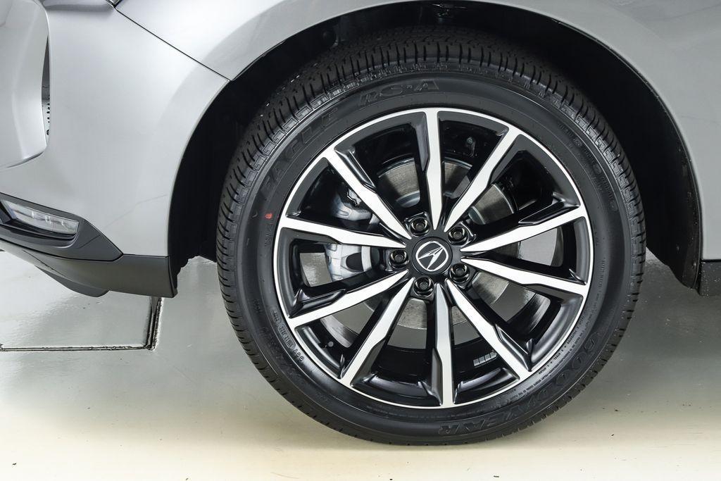 new 2025 Acura RDX car, priced at $56,400