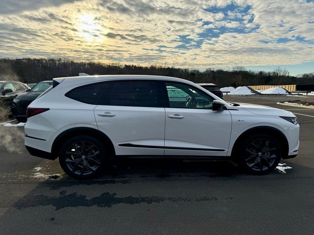 used 2022 Acura MDX car, priced at $44,843