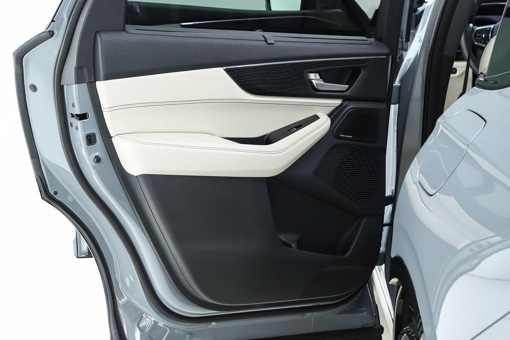 new 2026 Acura MDX car, priced at $77,800