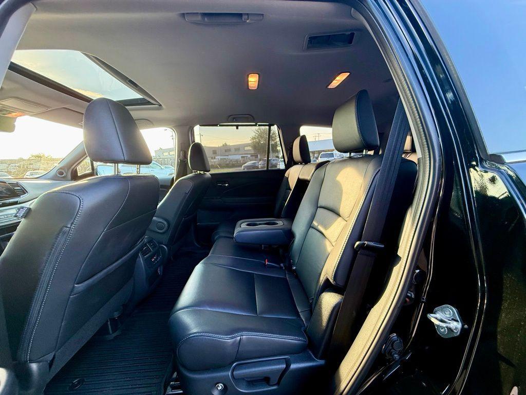 used 2019 Honda Pilot car, priced at $19,236