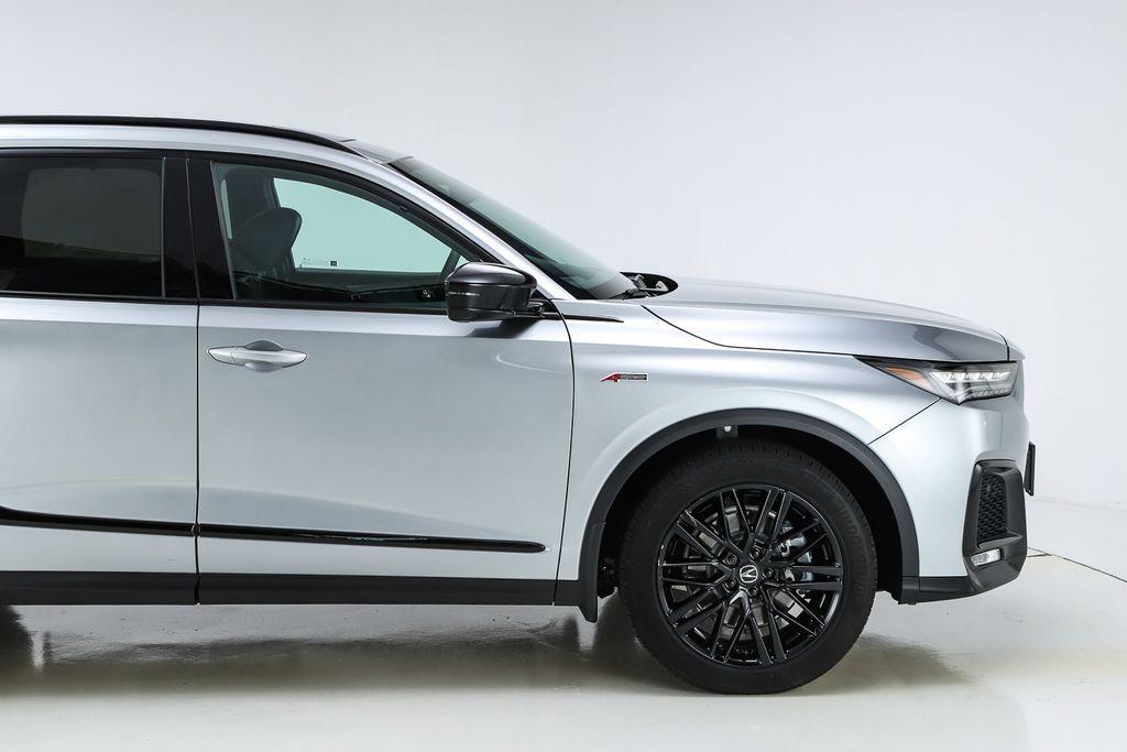 used 2025 Acura MDX car, priced at $59,993