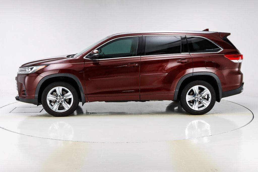 used 2019 Toyota Highlander car, priced at $27,966