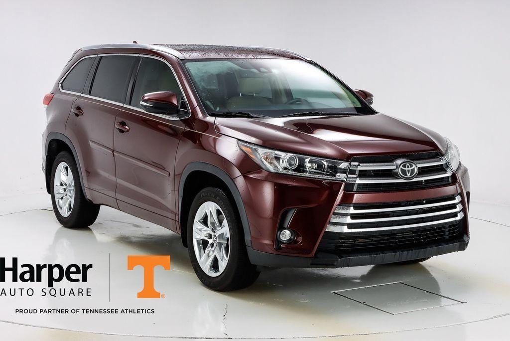 used 2019 Toyota Highlander car, priced at $27,966