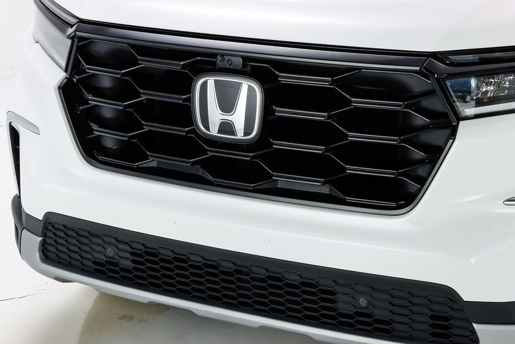 used 2024 Honda Pilot car, priced at $49,428