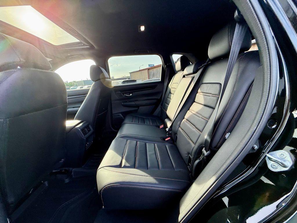used 2025 Honda CR-V Hybrid car, priced at $37,477