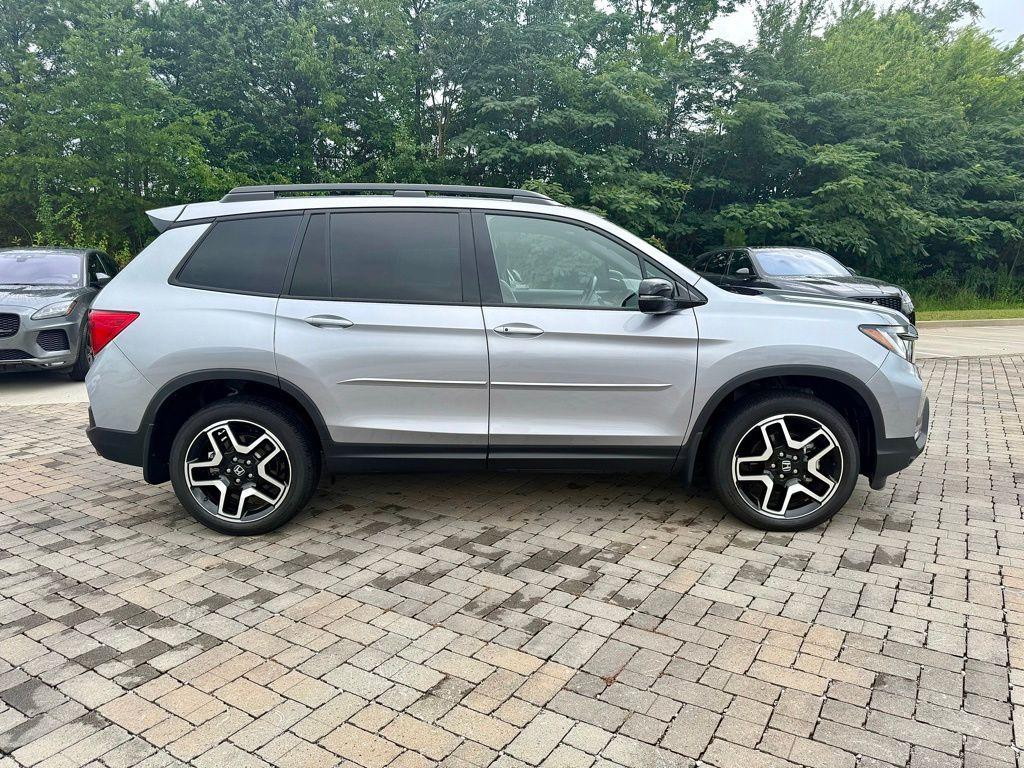 used 2022 Honda Passport car, priced at $37,465